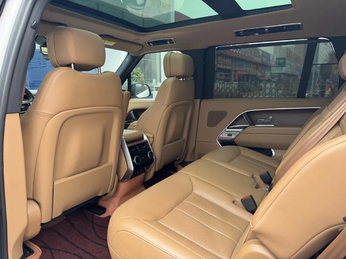 2024 Land Rover Range Rover 3.0T 400HP L6 8AT,autocango,china used car exporter,china ev exporter,chinese used car exporter,chinese used ev exporter