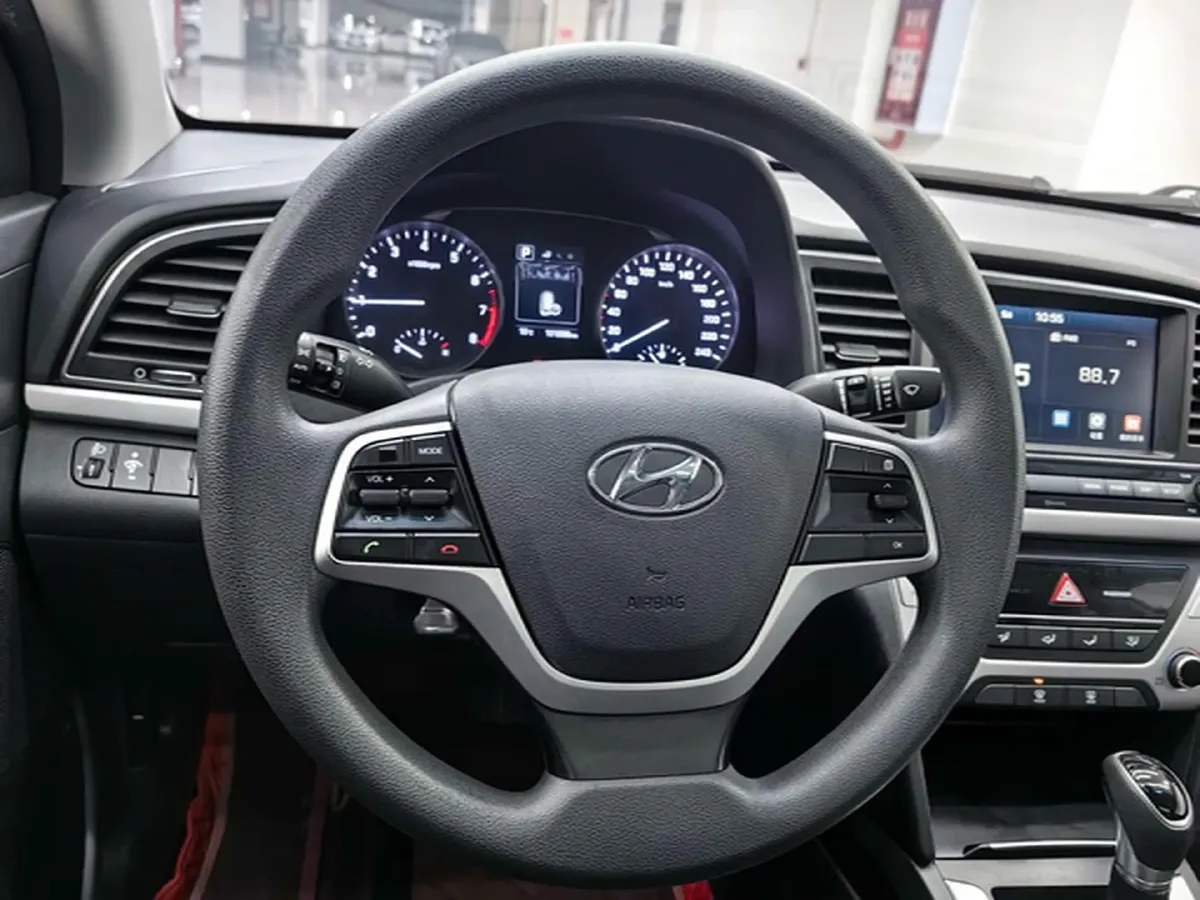 2016 Hyundai Elantra 1.6L 130HP L4 6AT,autocango,china used car exporter,china ev exporter,chinese used car exporter,chinese used ev exporter