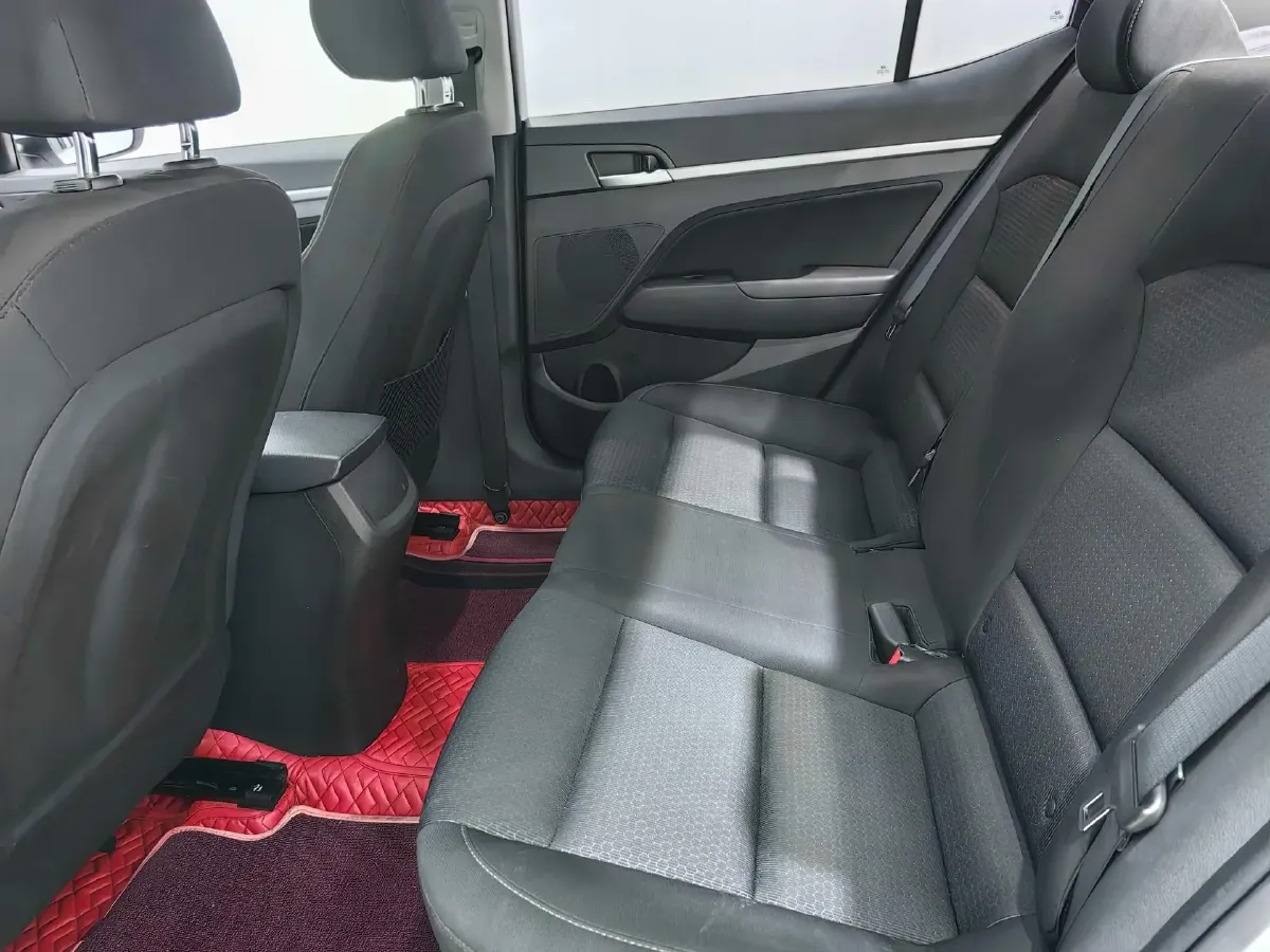 2016 Hyundai Elantra 1.6L 130HP L4 6AT,autocango,china used car exporter,china ev exporter,chinese used car exporter,chinese used ev exporter