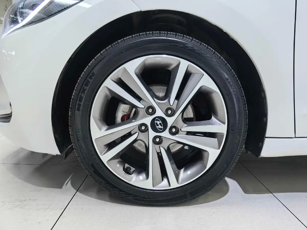 2016 Hyundai Elantra 1.6L 130HP L4 6AT,autocango,china used car exporter,china ev exporter,chinese used car exporter,chinese used ev exporter