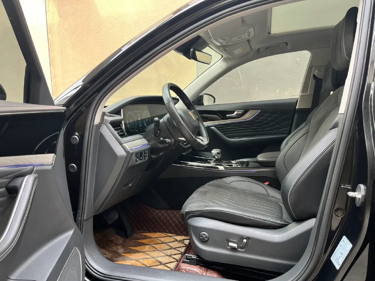 2022 HongQi HS5 2.0T 224HP L4 6AT,autocango,china used car exporter,china ev exporter,chinese used car exporter,chinese used ev exporter