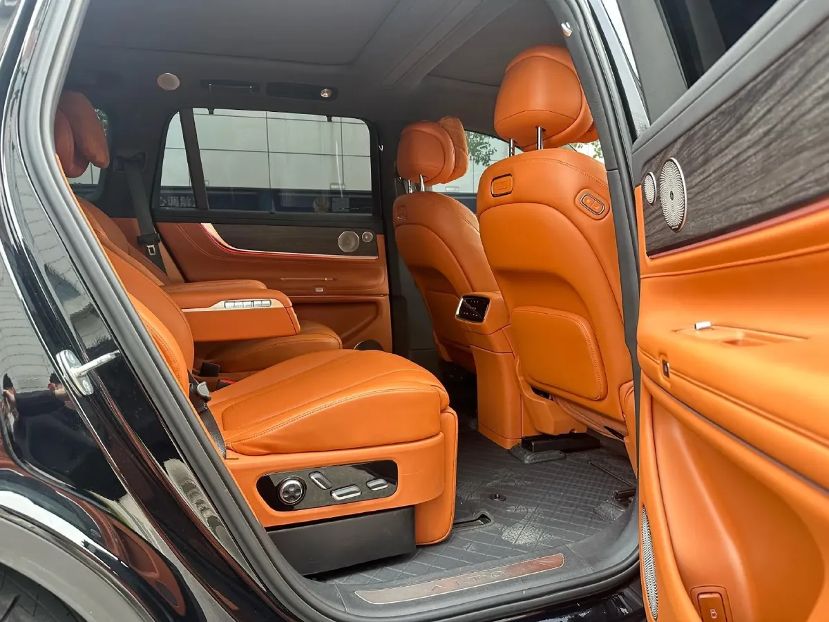 2024 AITO AITO M9 1.5T 152HP L4 REEV 42KWH,autocango,china used car exporter,china ev exporter,chinese used car exporter,chinese used ev exporter