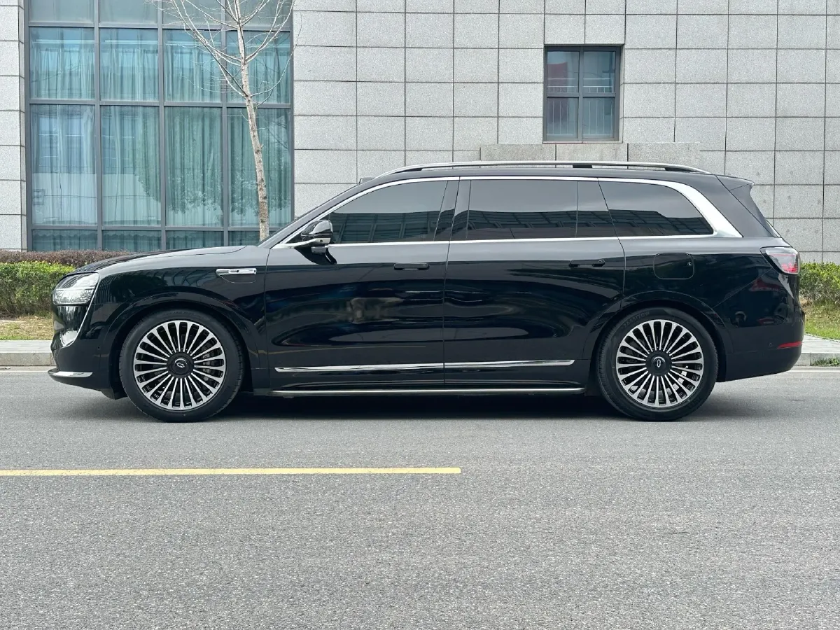 2024 AITO AITO M9 1.5T 152HP L4 REEV 42KWH,autocango,china used car exporter,china ev exporter,chinese used car exporter,chinese used ev exporter