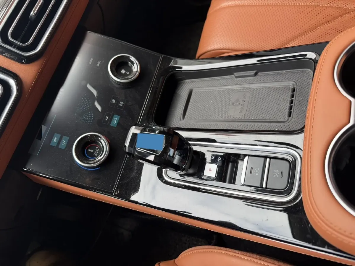 2025 Jetour X70 1.5T 156HP L4 6DCT,autocango,china used car exporter,china ev exporter,chinese used car exporter,chinese used ev exporter