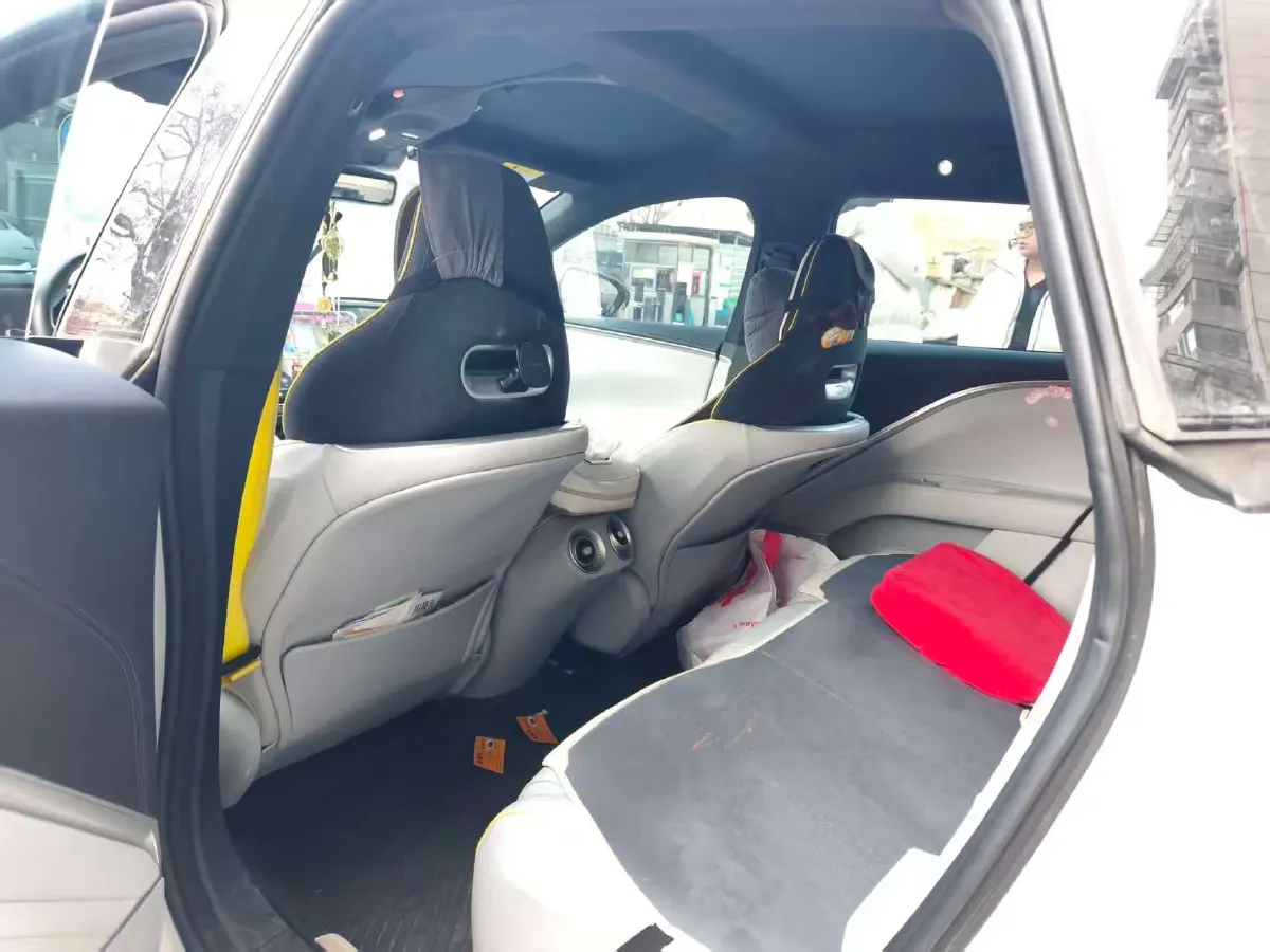 2023 Avatr 11 BEV 90KWH,autocango,china used car exporter,china ev exporter,chinese used car exporter,chinese used ev exporter