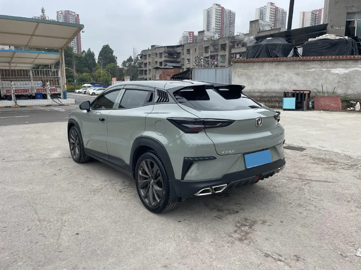 2020 ChangAn UNI-T 1.5T 180HP L4 7DCT,autocango,china used car exporter,china ev exporter,chinese used car exporter,chinese used ev exporter