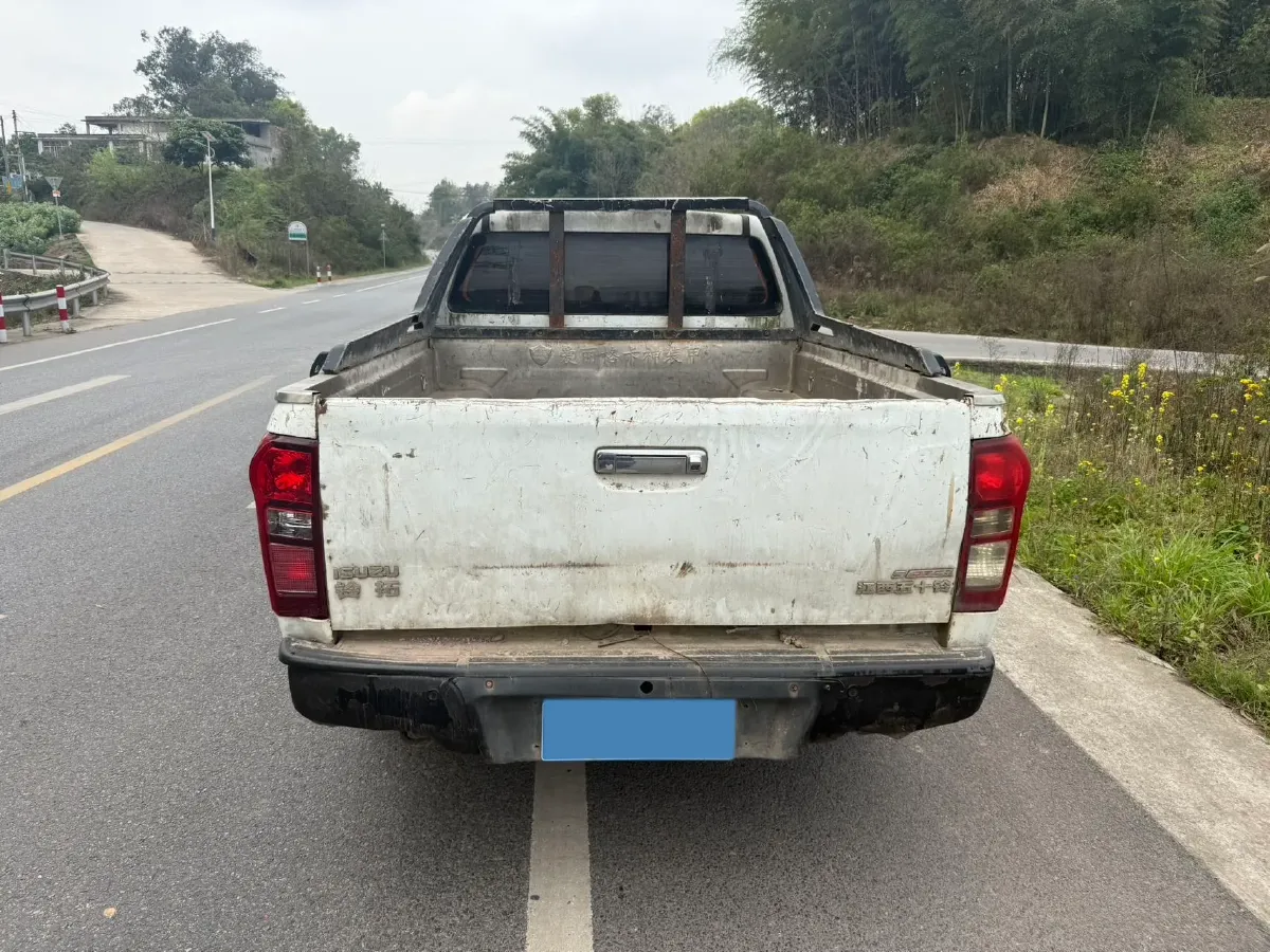 2020 Isuzu LingTuo 2.5T 150HP L4 6AT,autocango,china used car exporter,china ev exporter,chinese used car exporter,chinese used ev exporter