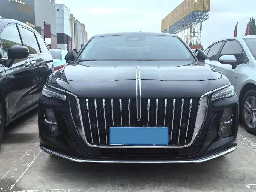 2023 HongQi H5 2.0T 224HP L4 8AT,autocango,china used car exporter,china ev exporter,chinese used car exporter,chinese used ev exporter