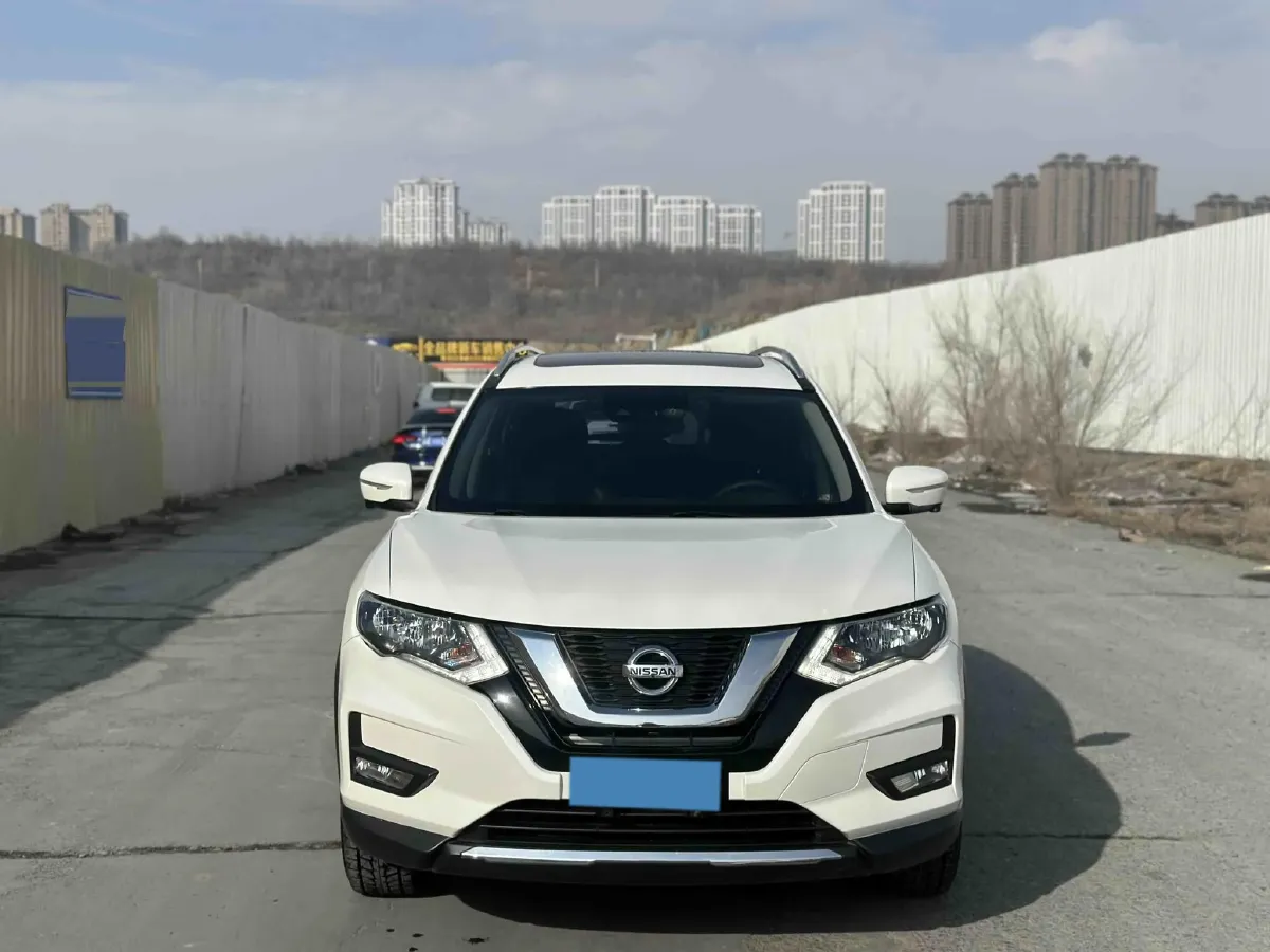 2021 Nissan X-Trail 2.0L 151HP L4 CVT,autocango,china used car exporter,china ev exporter,chinese used car exporter,chinese used ev exporter