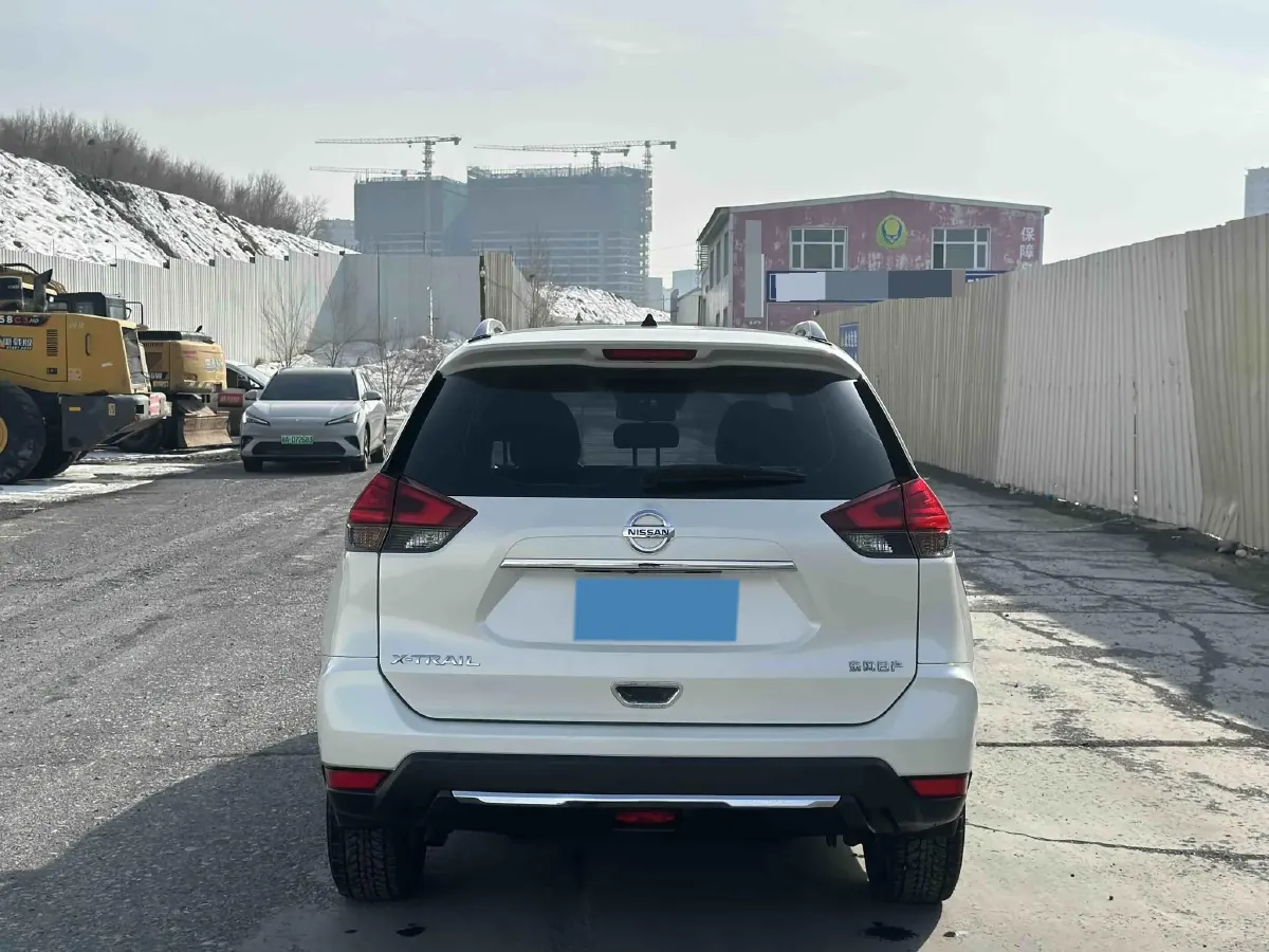 2021 Nissan X-Trail 2.0L 151HP L4 CVT,autocango,china used car exporter,china ev exporter,chinese used car exporter,chinese used ev exporter