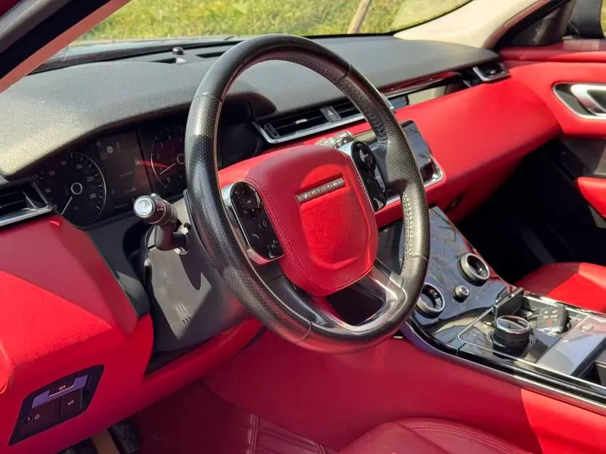 2019 Land Rover Range Rover Velar 2.0T 250HP L4 8AT,autocango,china used car exporter,china ev exporter,chinese used car exporter,chinese used ev exporter