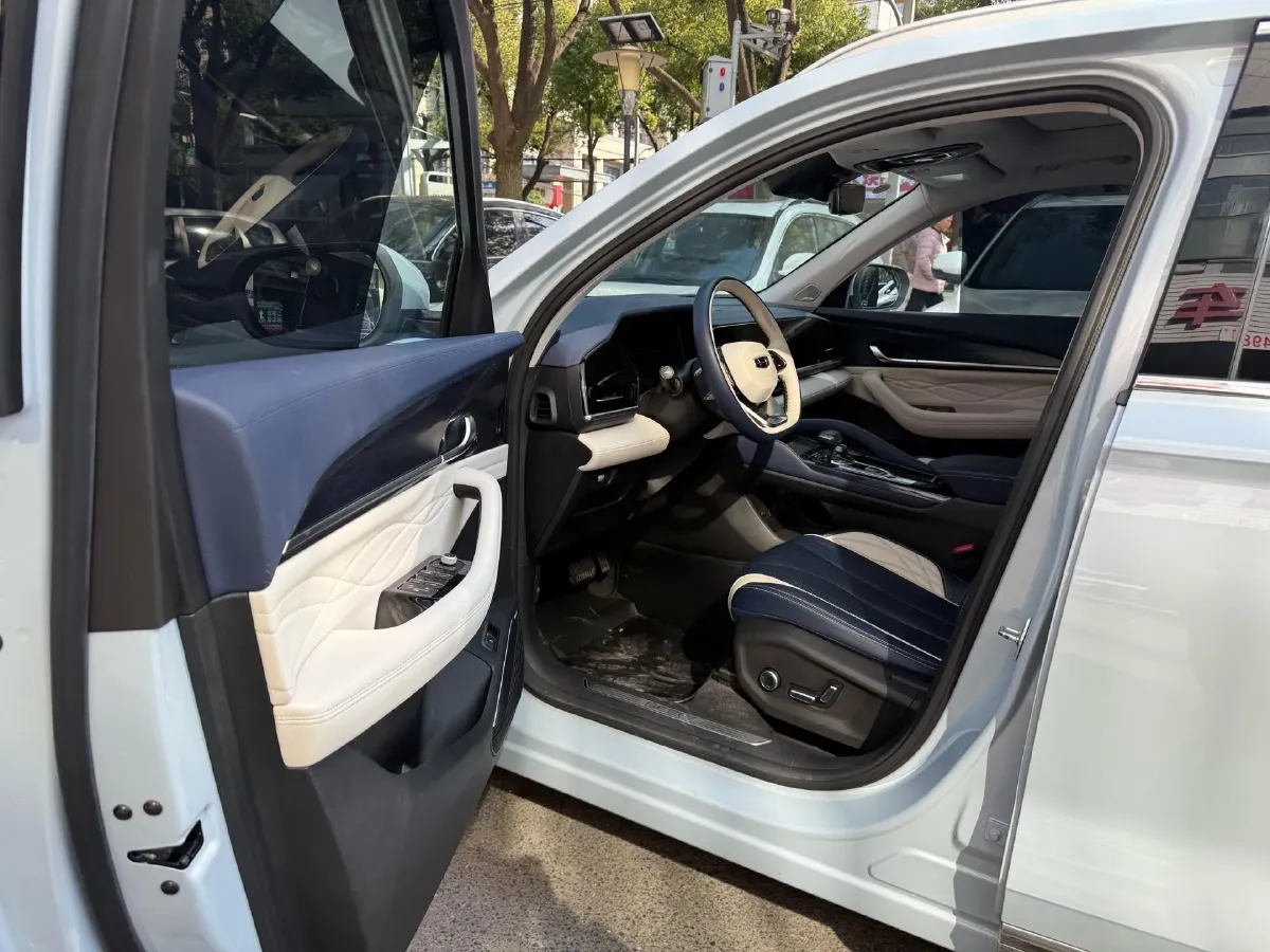 2022 Citroen C5 X 1.6T 175HP L4 8AT,autocango,china used car exporter,china ev exporter,chinese used car exporter,chinese used ev exporter