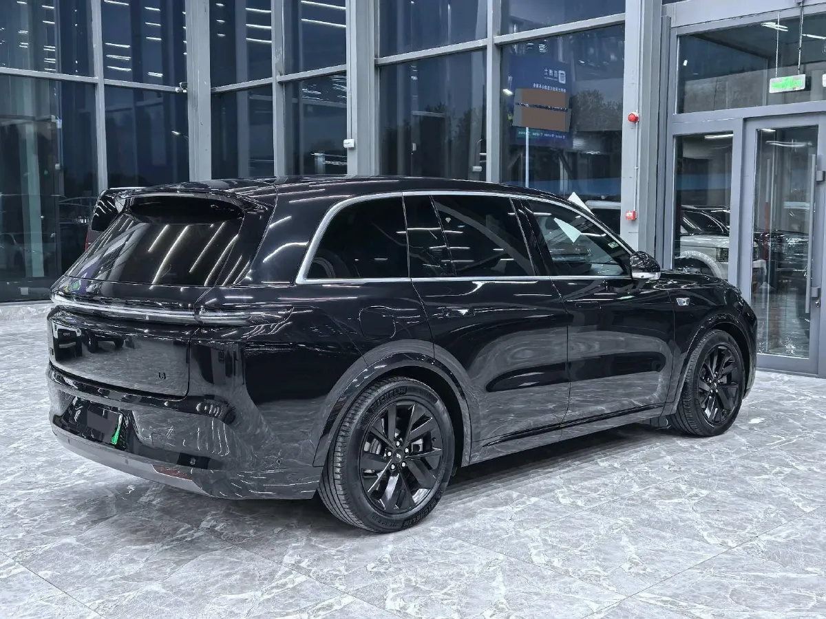 2023 Li L8 Range Extended 154HP REEV 40.9KWH,autocango,china used car exporter,china ev exporter,chinese used car exporter,chinese used ev exporter