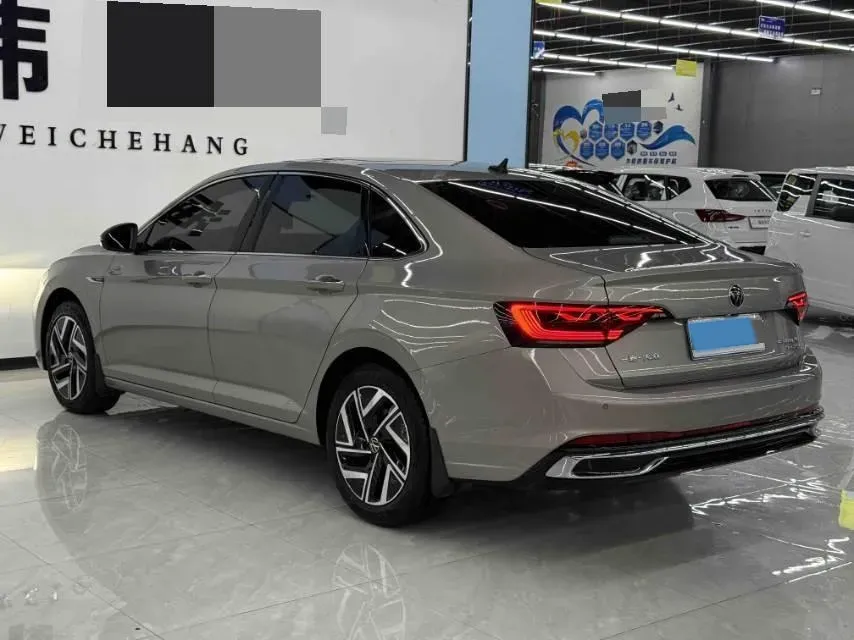 2023 Volkswagen Sagitar 1.4T 150HP L4 7DCT,autocango,china used car exporter,china ev exporter,chinese used car exporter,chinese used ev exporter