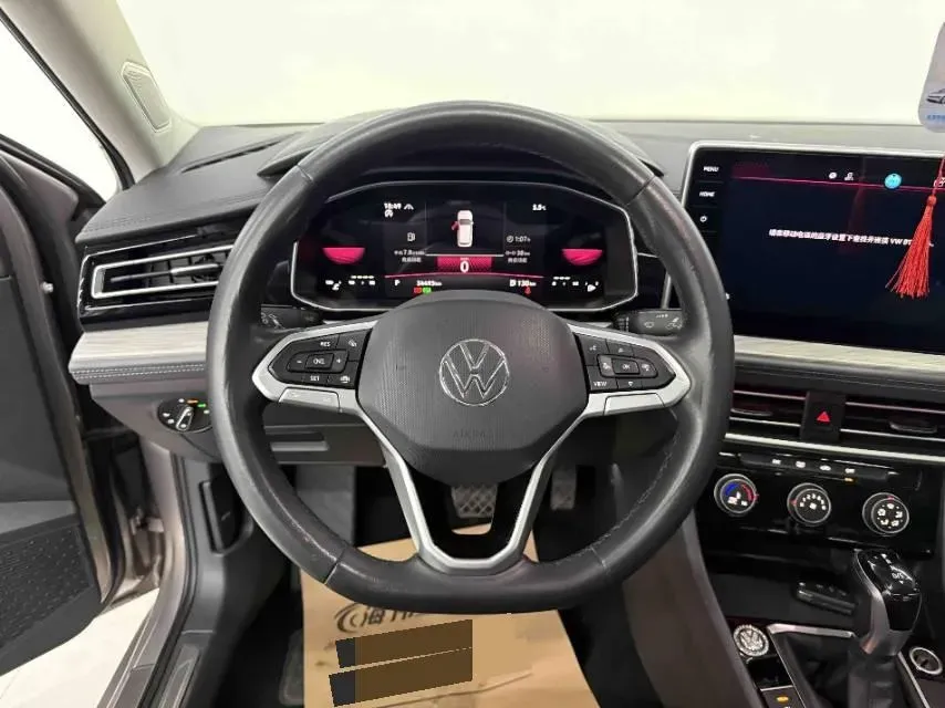 2023 Volkswagen Sagitar 1.4T 150HP L4 7DCT,autocango,china used car exporter,china ev exporter,chinese used car exporter,chinese used ev exporter