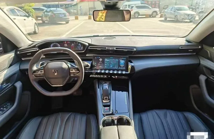 2023 Peugeot 508 1.8T 211HP L4 8AT,autocango,china used car exporter,china ev exporter,chinese used car exporter,chinese used ev exporter