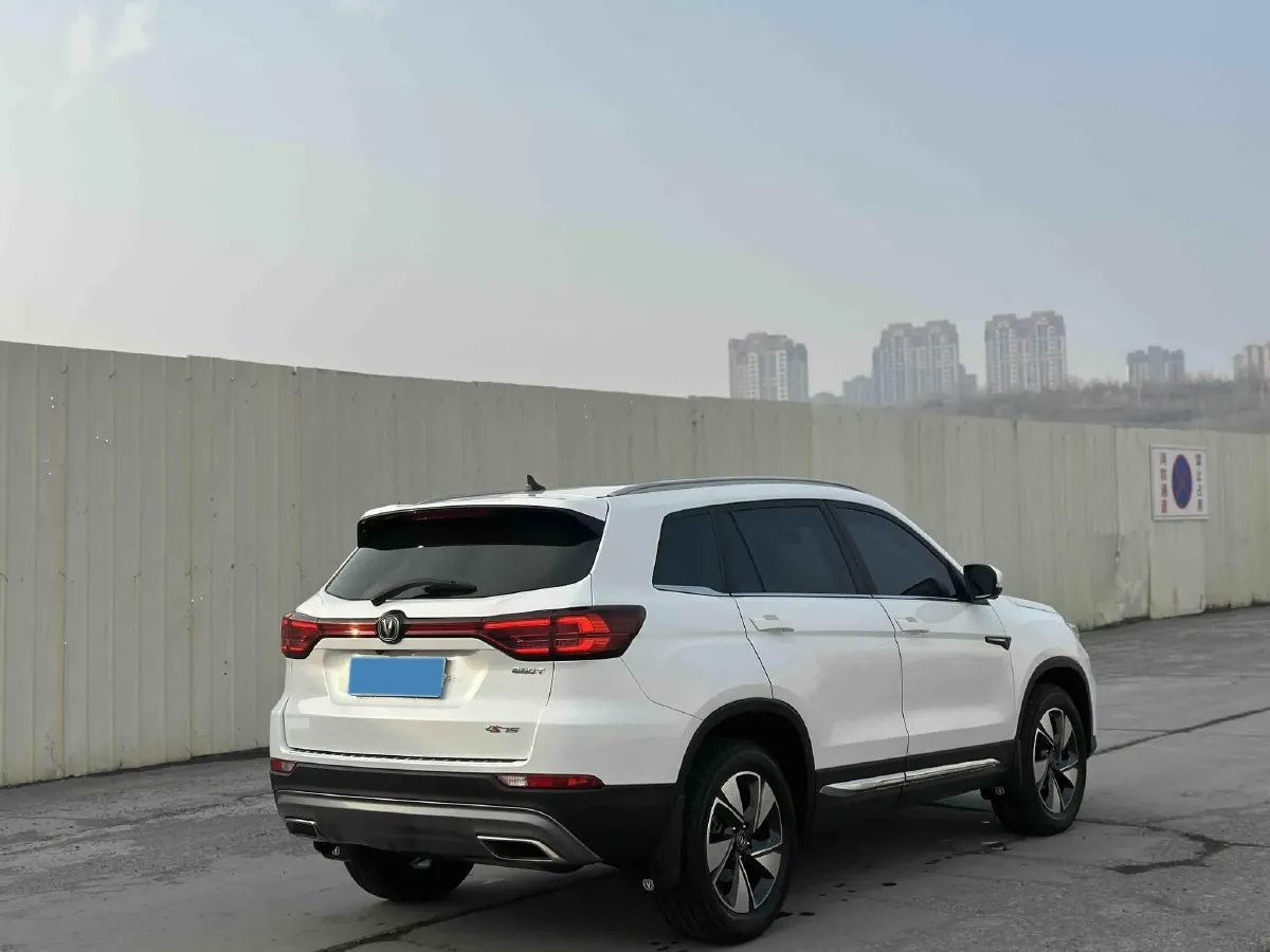 2020 ChangAn CS75 Plus 1.5T 178HP L4 6AT,autocango,china used car exporter,china ev exporter,chinese used car exporter,chinese used ev exporter