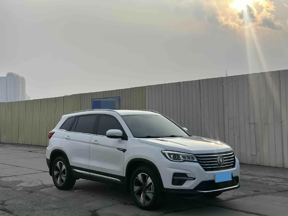 2020 ChangAn CS75 Plus 1.5T 178HP L4 6AT,autocango,china used car exporter,china ev exporter,chinese used car exporter,chinese used ev exporter
