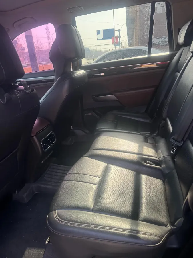 2017 GAC Trumpchi GS8 2.0T 201HP L4 6AT,autocango,china used car exporter,china ev exporter,chinese used car exporter,chinese used ev exporter