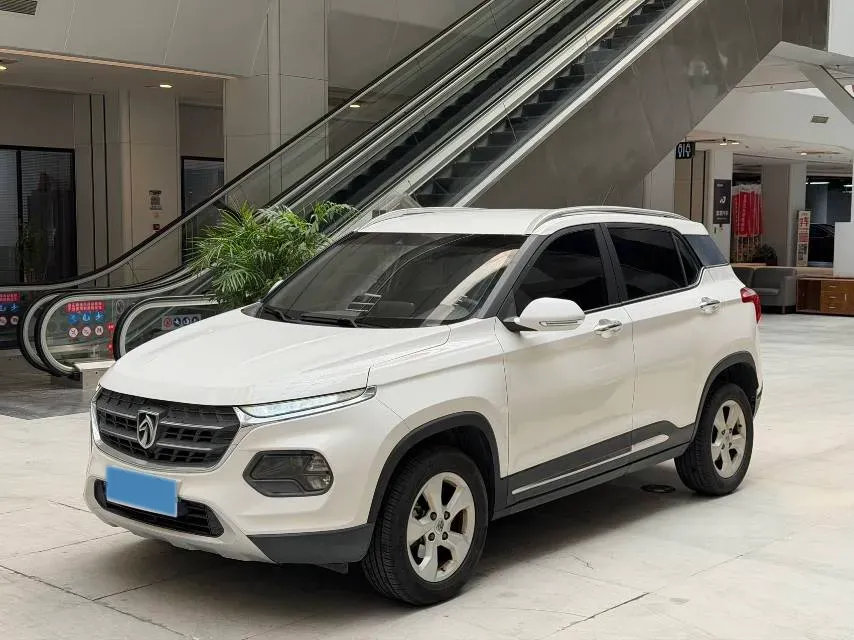 2017 BaoJun 510 1.5L 112HP L4 6MT,autocango,china used car exporter,china ev exporter,chinese used car exporter,chinese used ev exporter