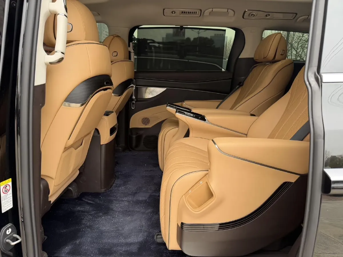 2024 Denza D9 1.5T 139HP L4 E-CVT PHEV 40KWH,autocango,china used car exporter,china ev exporter,chinese used car exporter,chinese used ev exporter