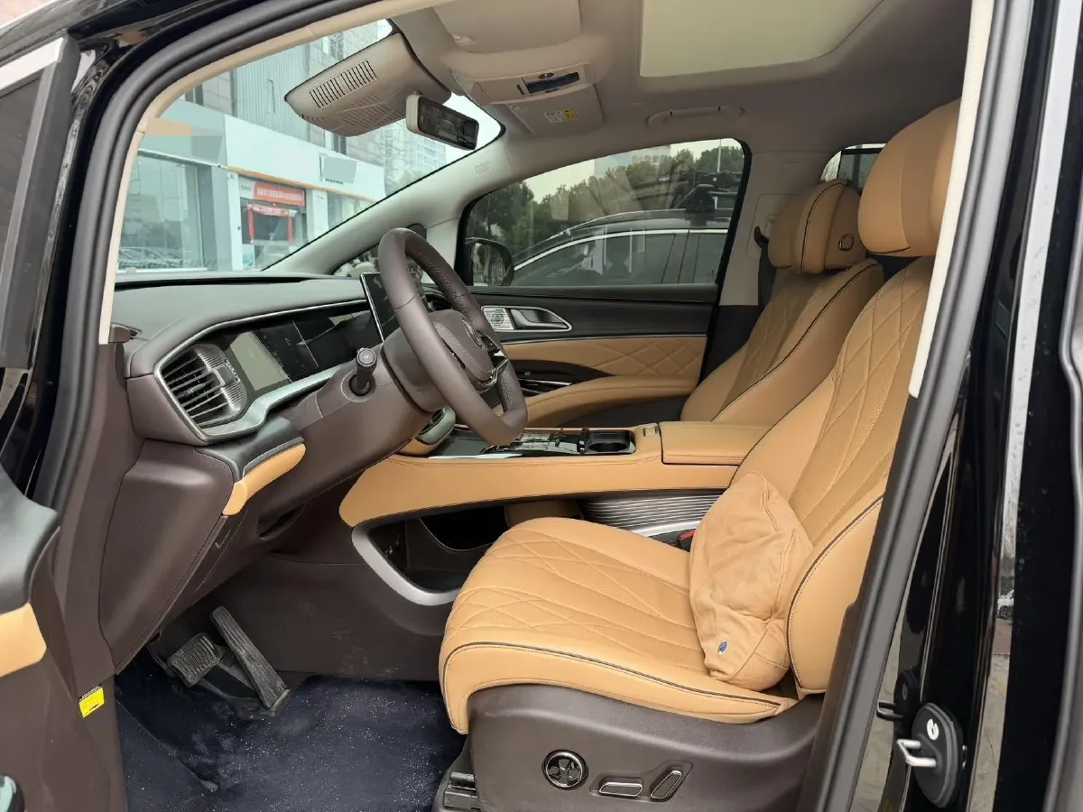 2024 Denza D9 1.5T 139HP L4 E-CVT PHEV 40KWH,autocango,china used car exporter,china ev exporter,chinese used car exporter,chinese used ev exporter