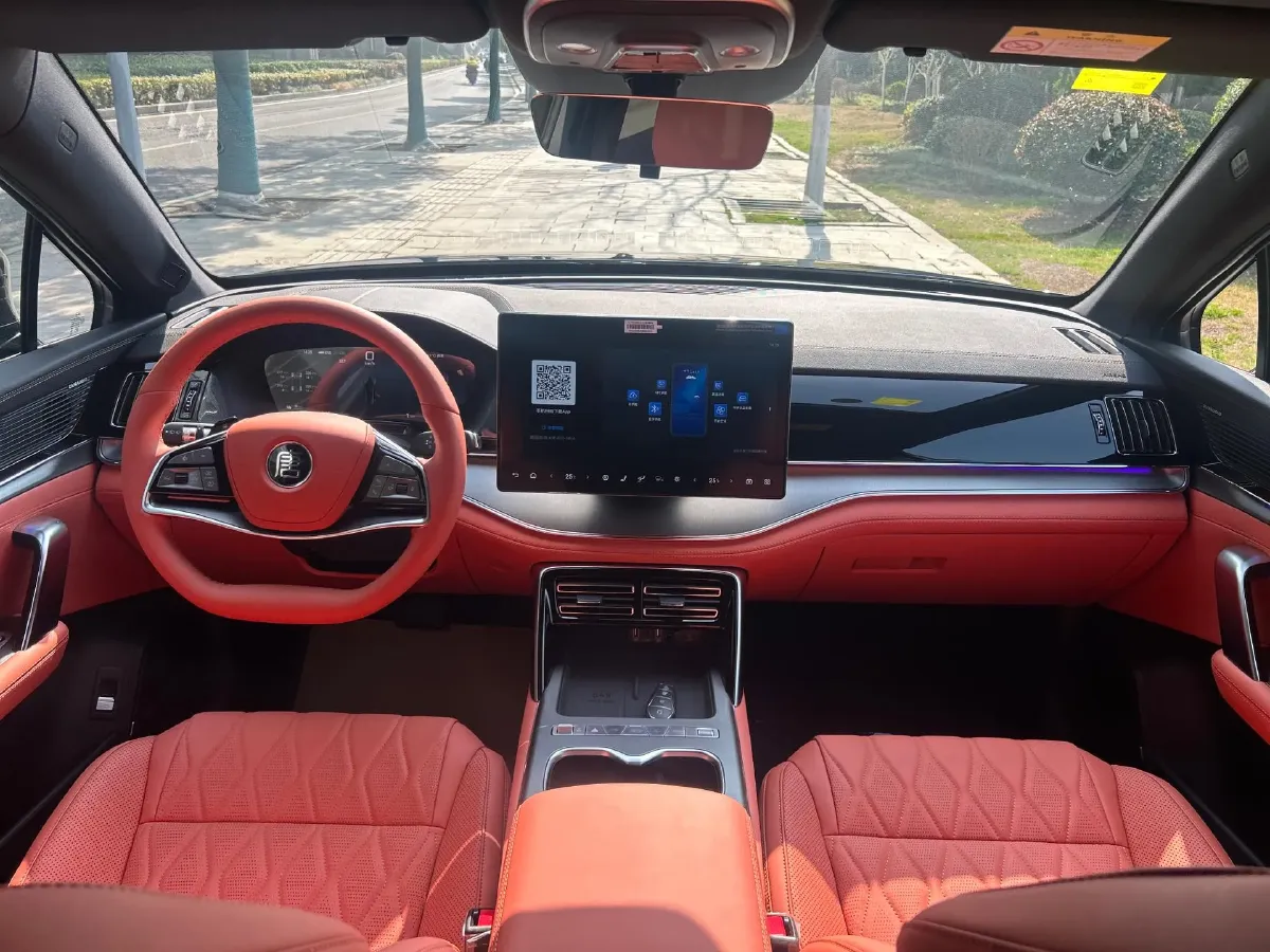 2025 BYD Tang 1.5T 156HP L4 E-CVT PHEV,autocango,china used car exporter,china ev exporter,chinese used car exporter,chinese used ev exporter