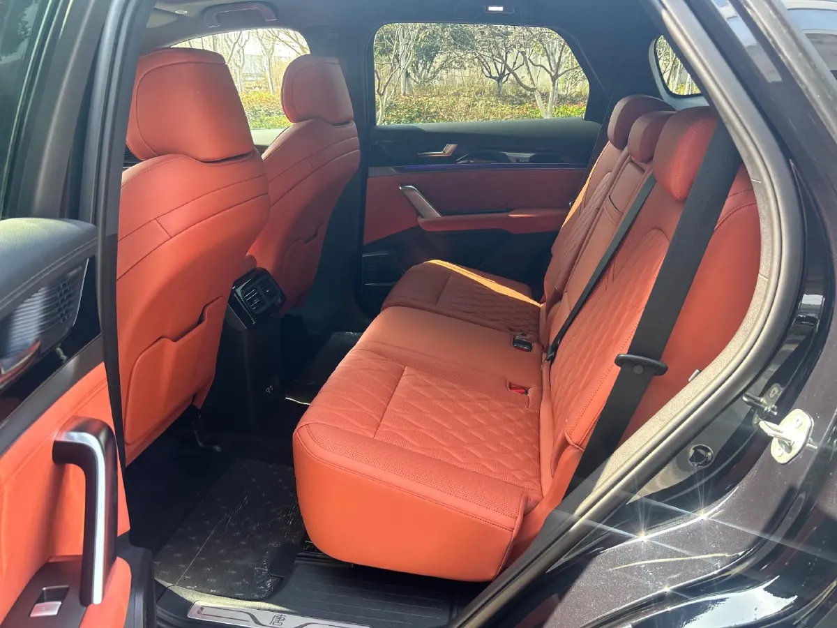 2025 BYD Tang 1.5T 156HP L4 E-CVT PHEV,autocango,china used car exporter,china ev exporter,chinese used car exporter,chinese used ev exporter