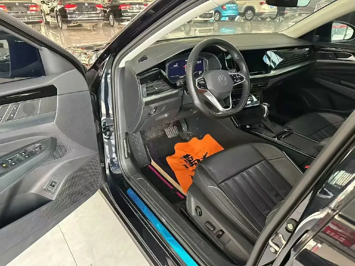 2023 Volkswagen Passat 2.0T 186HP L4 7DCT,autocango,china used car exporter,china ev exporter,chinese used car exporter,chinese used ev exporter