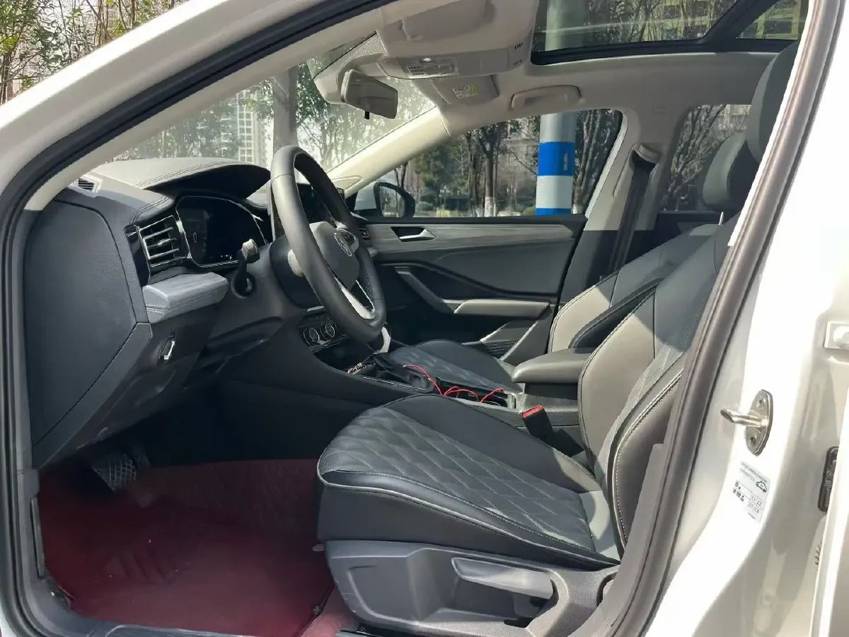 2025 Volkswagen Sagitar 1.5T 160HP L4 7DCT,autocango,china used car exporter,china ev exporter,chinese used car exporter,chinese used ev exporter