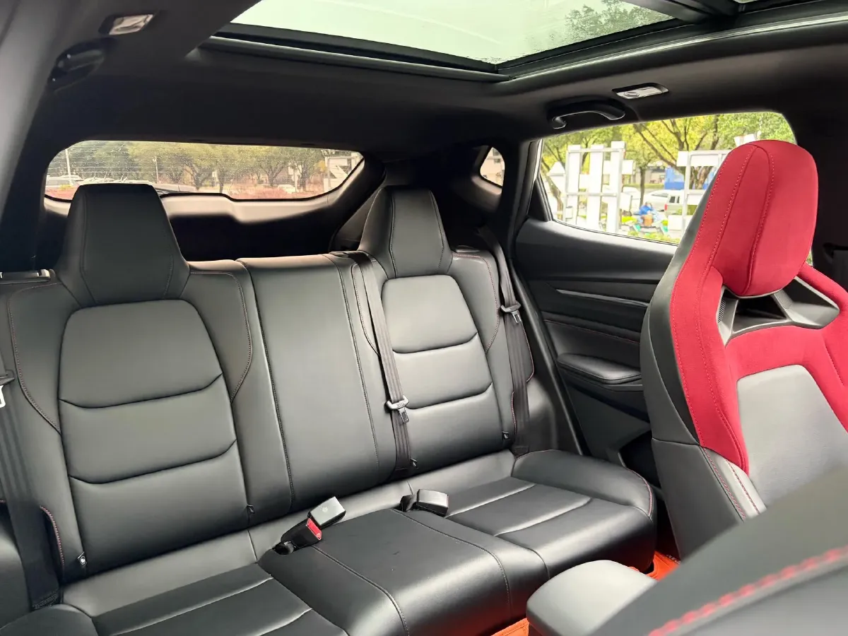 2025 ChangAn X5 PLUS 1.5T 188HP L4 7DCT,autocango,china used car exporter,china ev exporter,chinese used car exporter,chinese used ev exporter