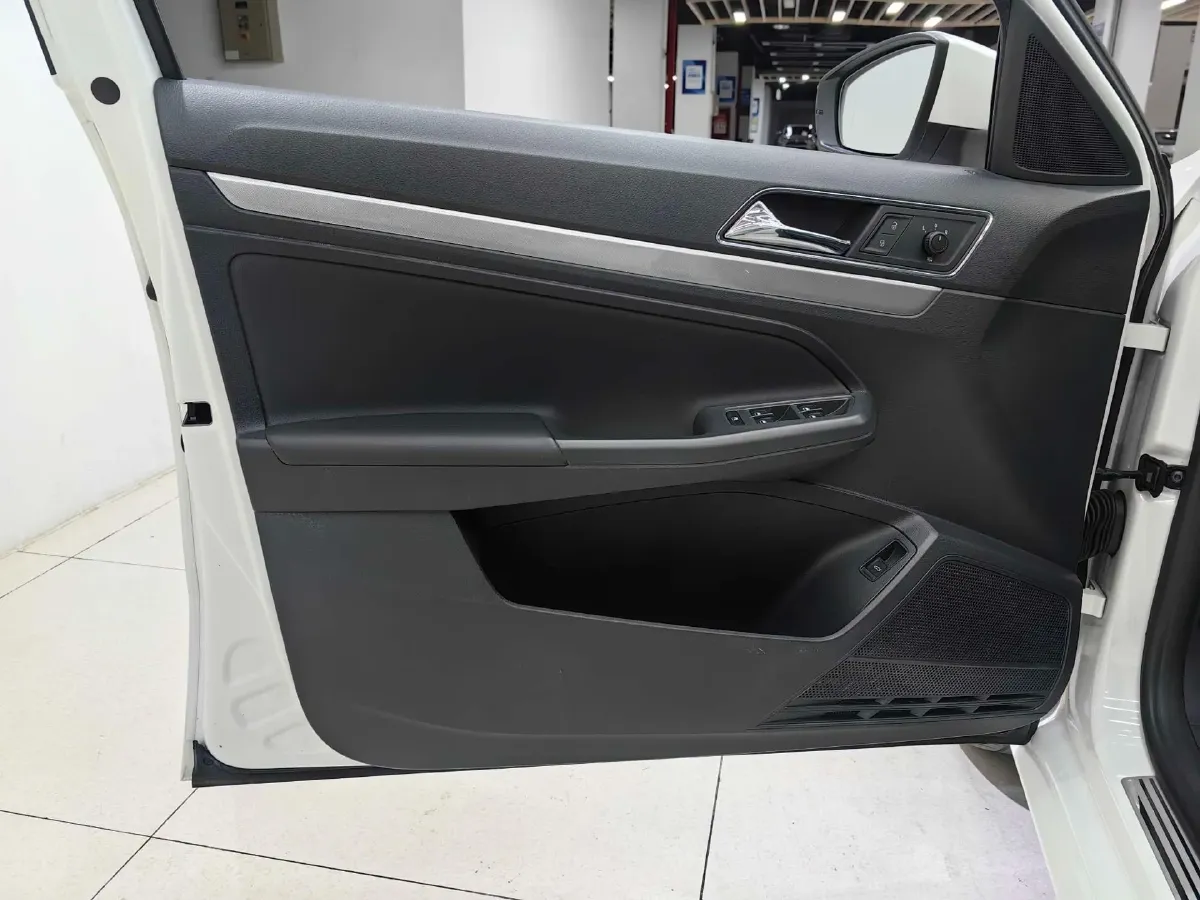 2017 Buick Excelle 1.5L 114HP L4 6AT,autocango,china used car exporter,china ev exporter,chinese used car exporter,chinese used ev exporter