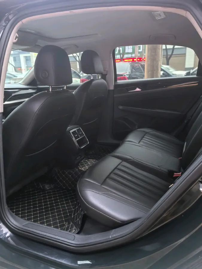 2019 Chevrolet Equinox 1.5T 180HP L4 6AT,autocango,china used car exporter,china ev exporter,chinese used car exporter,chinese used ev exporter