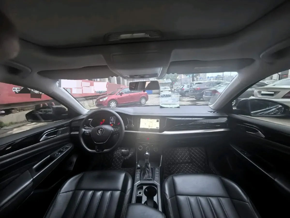 2019 Chevrolet Equinox 1.5T 180HP L4 6AT,autocango,china used car exporter,china ev exporter,chinese used car exporter,chinese used ev exporter