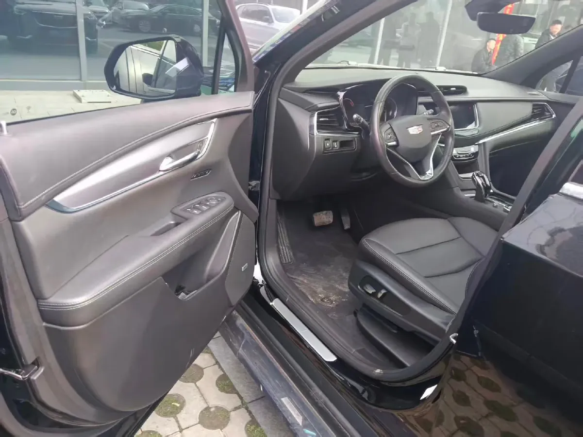 2021 Cadillac XT6 2.0T 237HP L4 9AT,autocango,china used car exporter,china ev exporter,chinese used car exporter,chinese used ev exporter