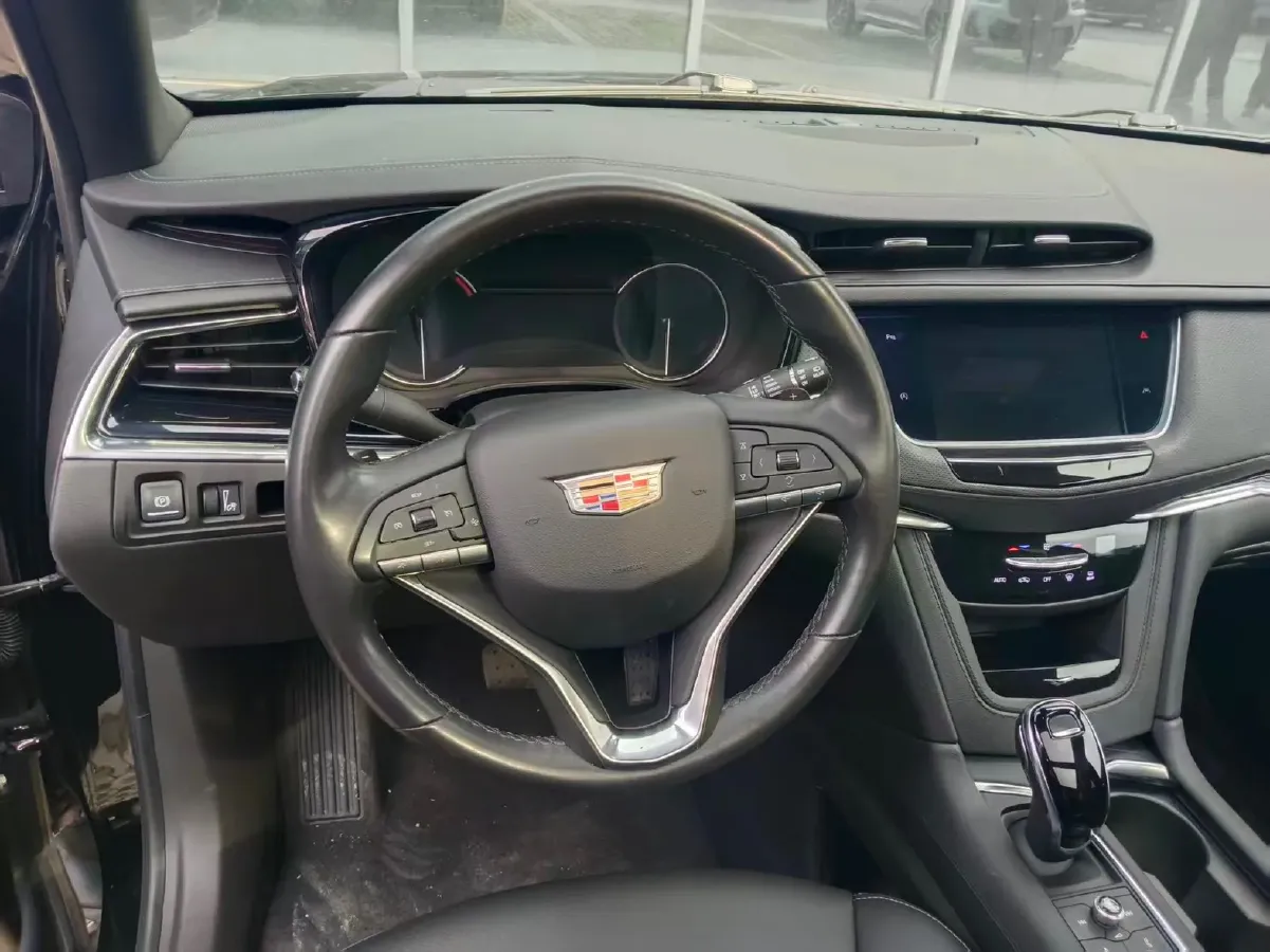 2021 Cadillac XT6 2.0T 237HP L4 9AT,autocango,china used car exporter,china ev exporter,chinese used car exporter,chinese used ev exporter