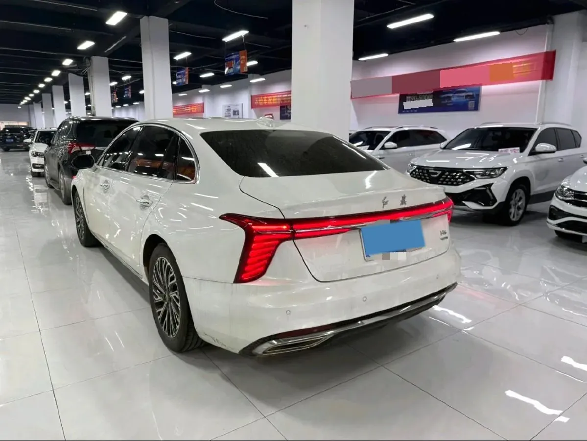 2023 HongQi H5 2.0T 224HP L4 8AT,autocango,china used car exporter,china ev exporter,chinese used car exporter,chinese used ev exporter
