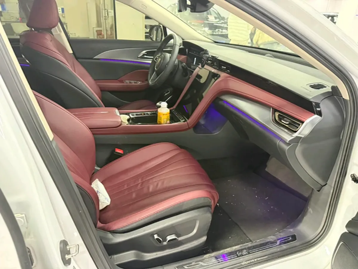 2023 HongQi H5 2.0T 224HP L4 8AT,autocango,china used car exporter,china ev exporter,chinese used car exporter,chinese used ev exporter