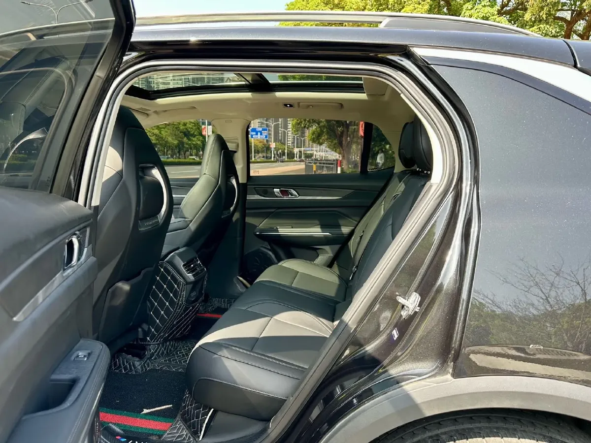 2021 LYNK&CO 01 2.0T 218HP L4 8AT,autocango,china used car exporter,china ev exporter,chinese used car exporter,chinese used ev exporter