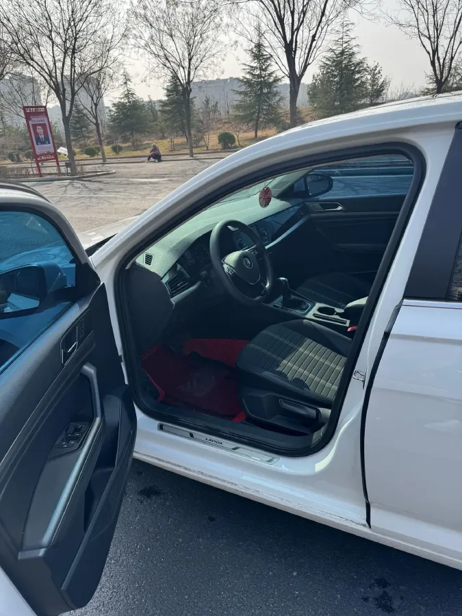 2018 Skoda Karoq 1.4T 150HP L4 7DCT,autocango,china used car exporter,china ev exporter,chinese used car exporter,chinese used ev exporter