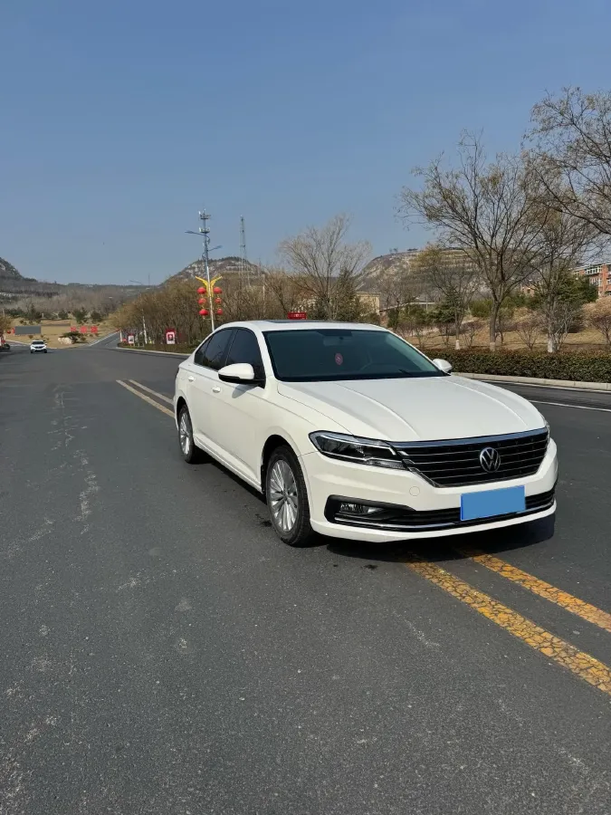 2018 Skoda Karoq 1.4T 150HP L4 7DCT,autocango,china used car exporter,china ev exporter,chinese used car exporter,chinese used ev exporter