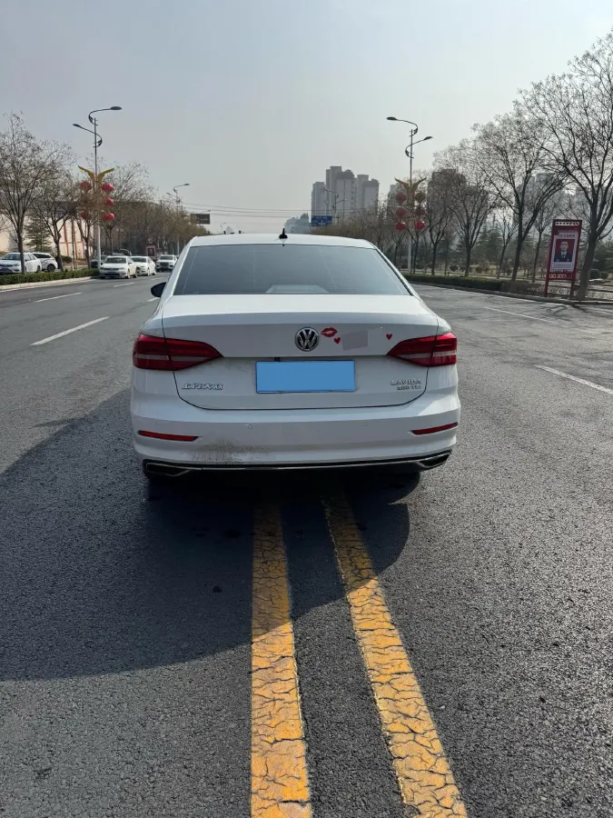 2018 Skoda Karoq 1.4T 150HP L4 7DCT,autocango,china used car exporter,china ev exporter,chinese used car exporter,chinese used ev exporter