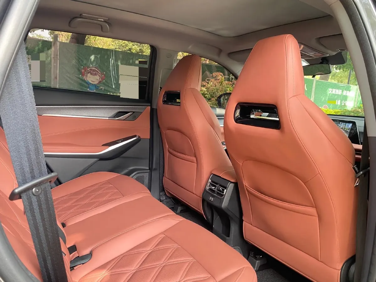 2023 ChangAn CS75 Plus 1.5T 188HP L4 8AT,autocango,china used car exporter,china ev exporter,chinese used car exporter,chinese used ev exporter