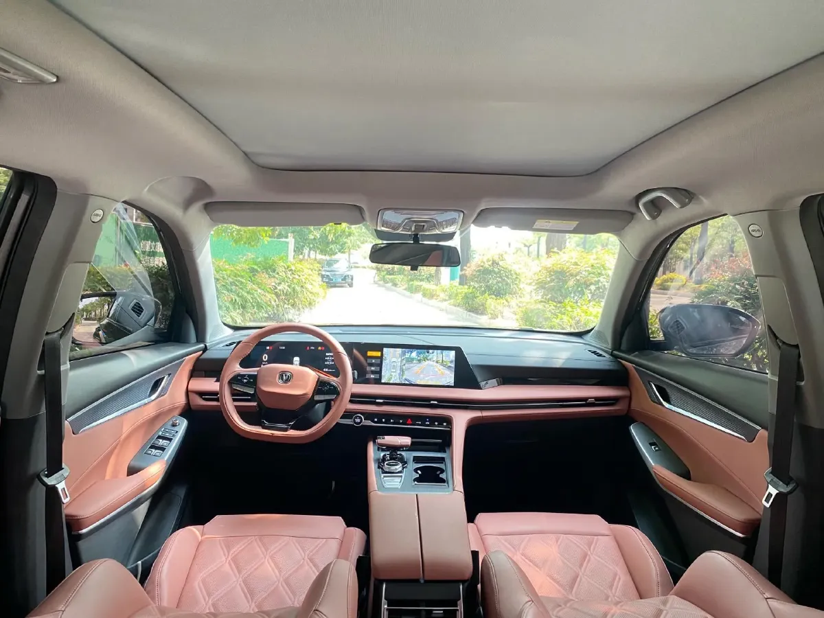 2023 ChangAn CS75 Plus 1.5T 188HP L4 8AT,autocango,china used car exporter,china ev exporter,chinese used car exporter,chinese used ev exporter