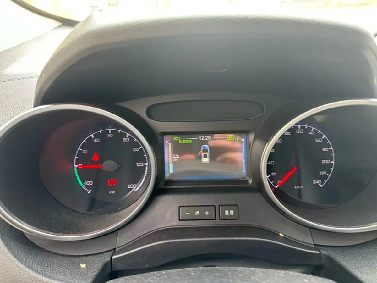 2018 BYD Yuan BEV 42KWH,autocango,china used car exporter,china ev exporter,chinese used car exporter,chinese used ev exporter