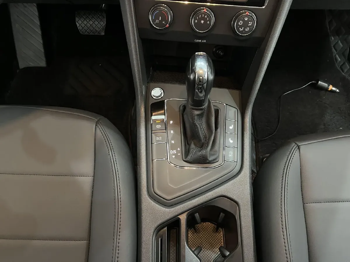 2021 Volkswagen Tharu 1.4T 150HP L4 7DCT,autocango,china used car exporter,china ev exporter,chinese used car exporter,chinese used ev exporter