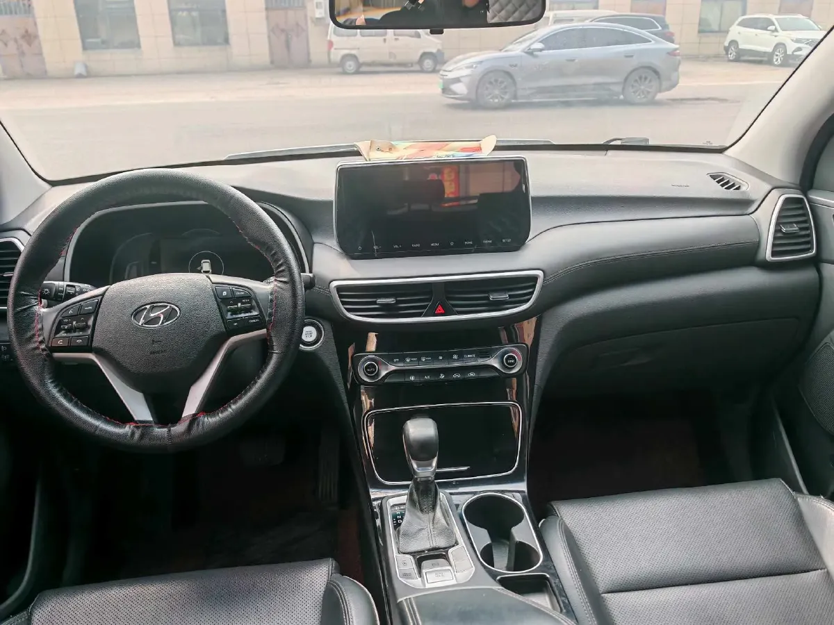2019 Hyundai Tucson 1.6T 177HP L4 7DCT,autocango,china used car exporter,china ev exporter,chinese used car exporter,chinese used ev exporter