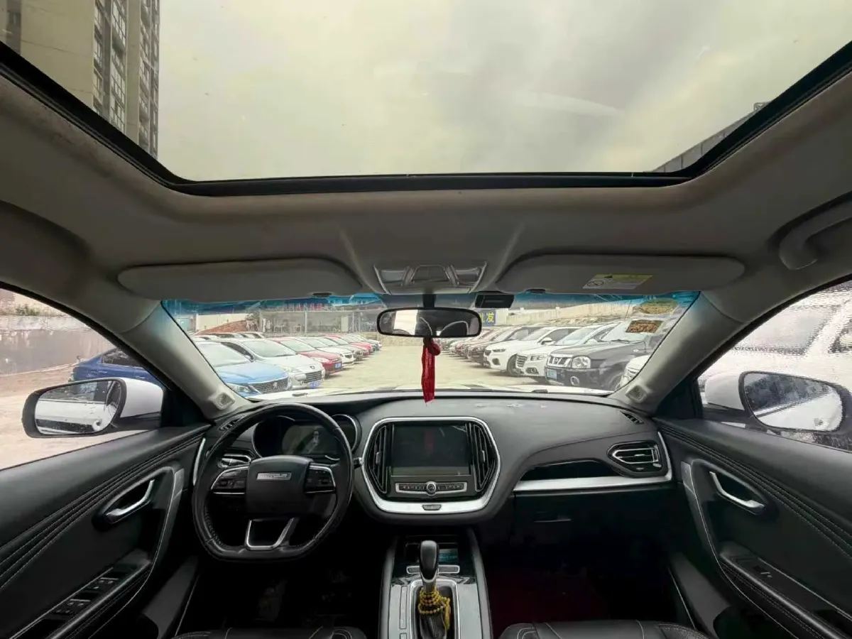 2018 SWM X7 1.5T 156HP L4 6AT,autocango,china used car exporter,china ev exporter,chinese used car exporter,chinese used ev exporter