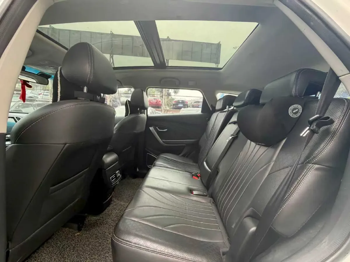 2018 SWM X7 1.5T 156HP L4 6AT,autocango,china used car exporter,china ev exporter,chinese used car exporter,chinese used ev exporter