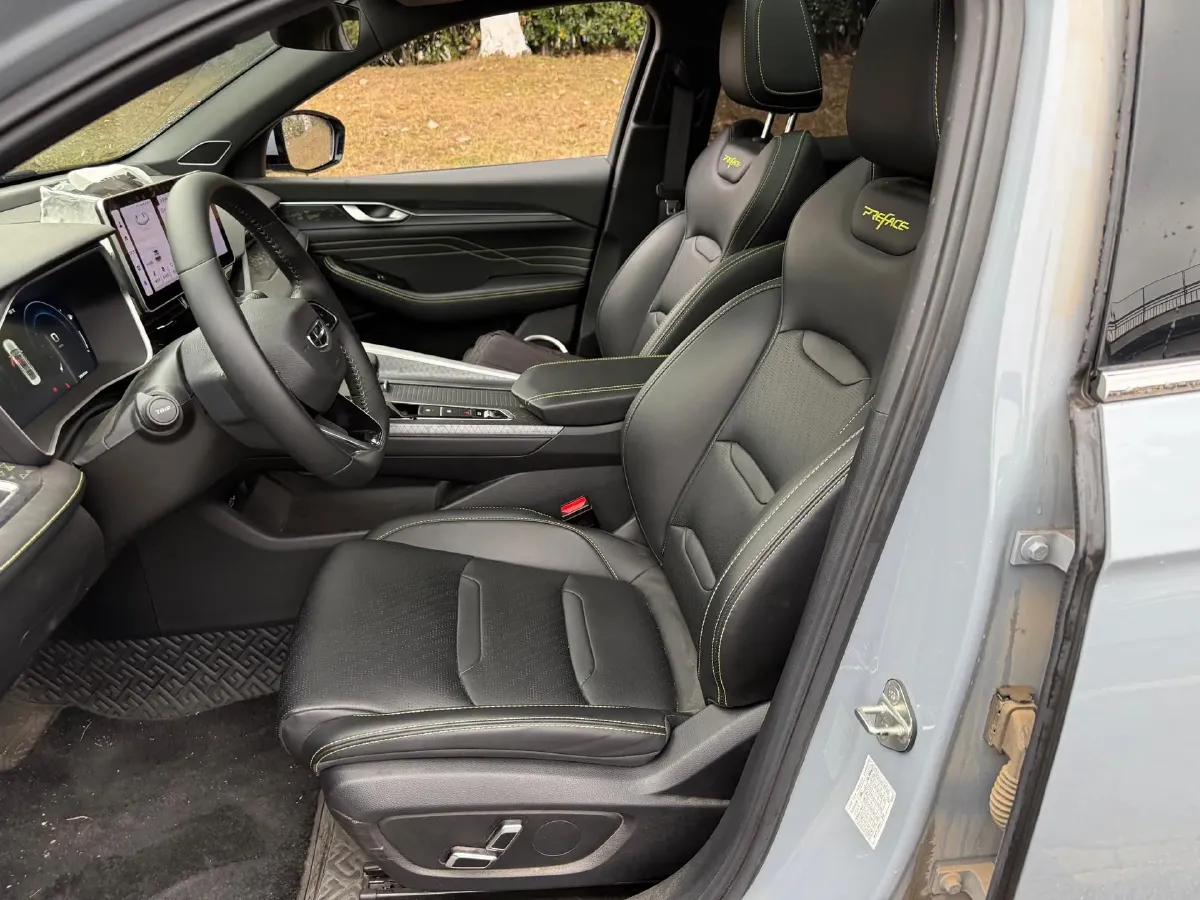 2023 Geely Preface 1.5T 181HP L4 7DCT,autocango,china used car exporter,china ev exporter,chinese used car exporter,chinese used ev exporter